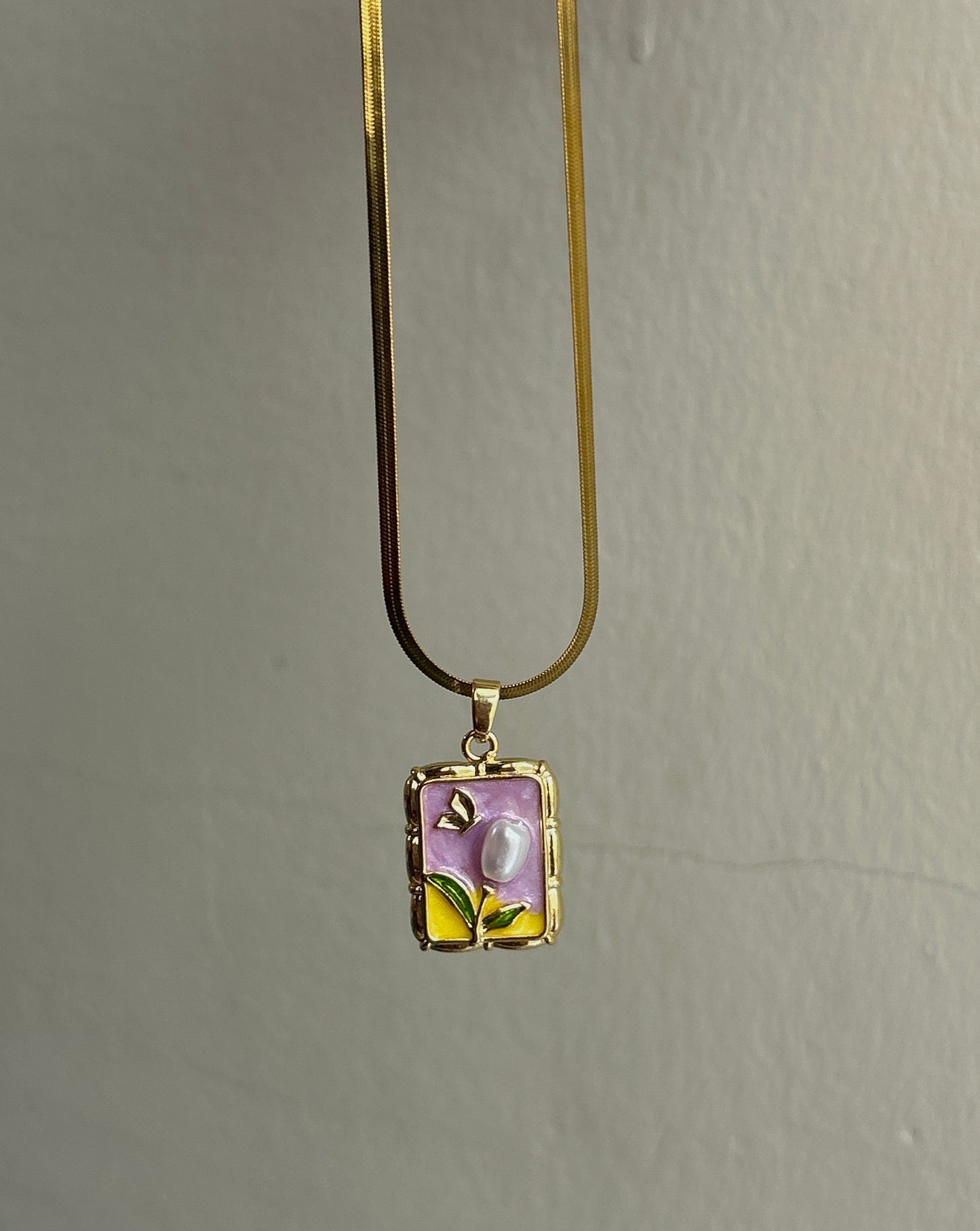 Aurora Pearl Necklace