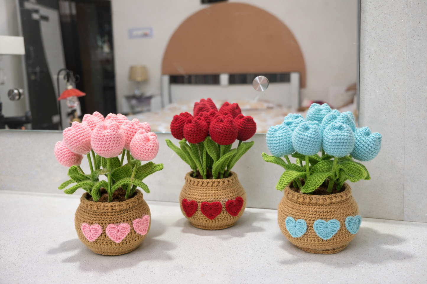 Tulip garden pot