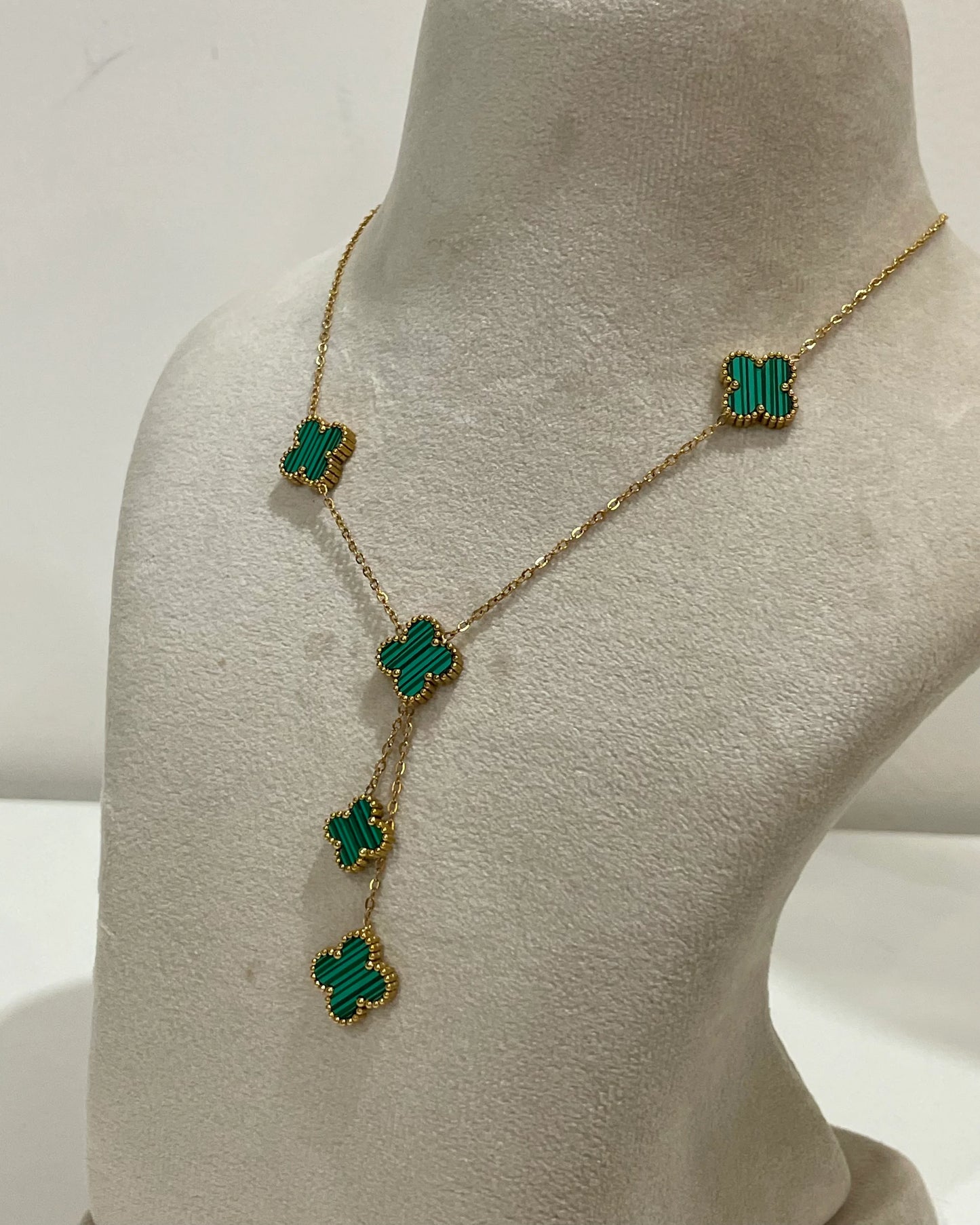 Bhavya - Clover Necklace