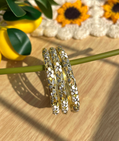 Grey Flower Vintage Bangles