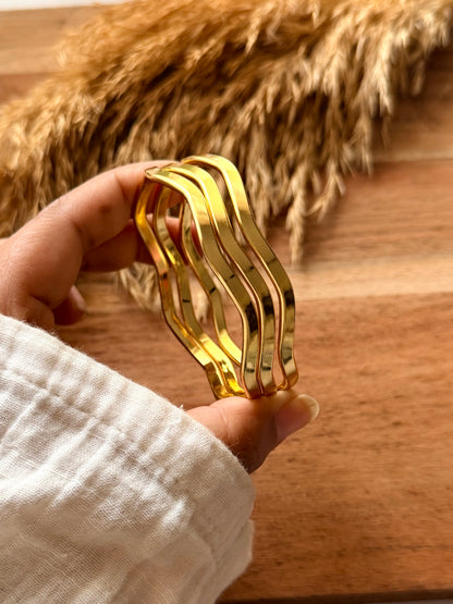 Golden Silhouette Bangle (Set of 3)