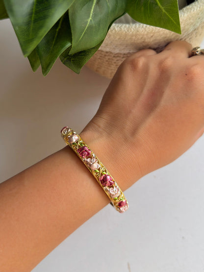 Iris Botanical Bangle (Pack of 1)