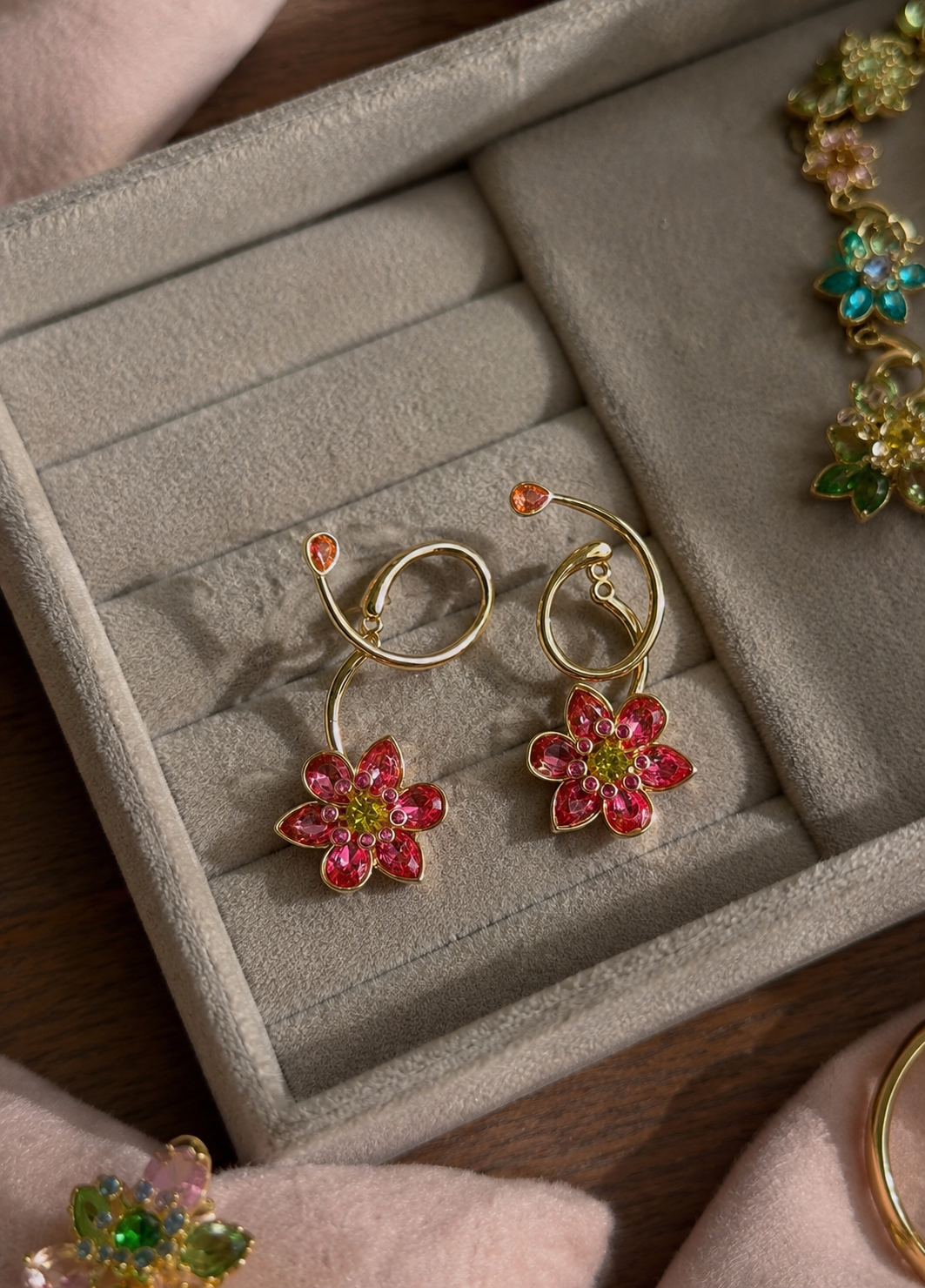 Rosella Botanical Earrings