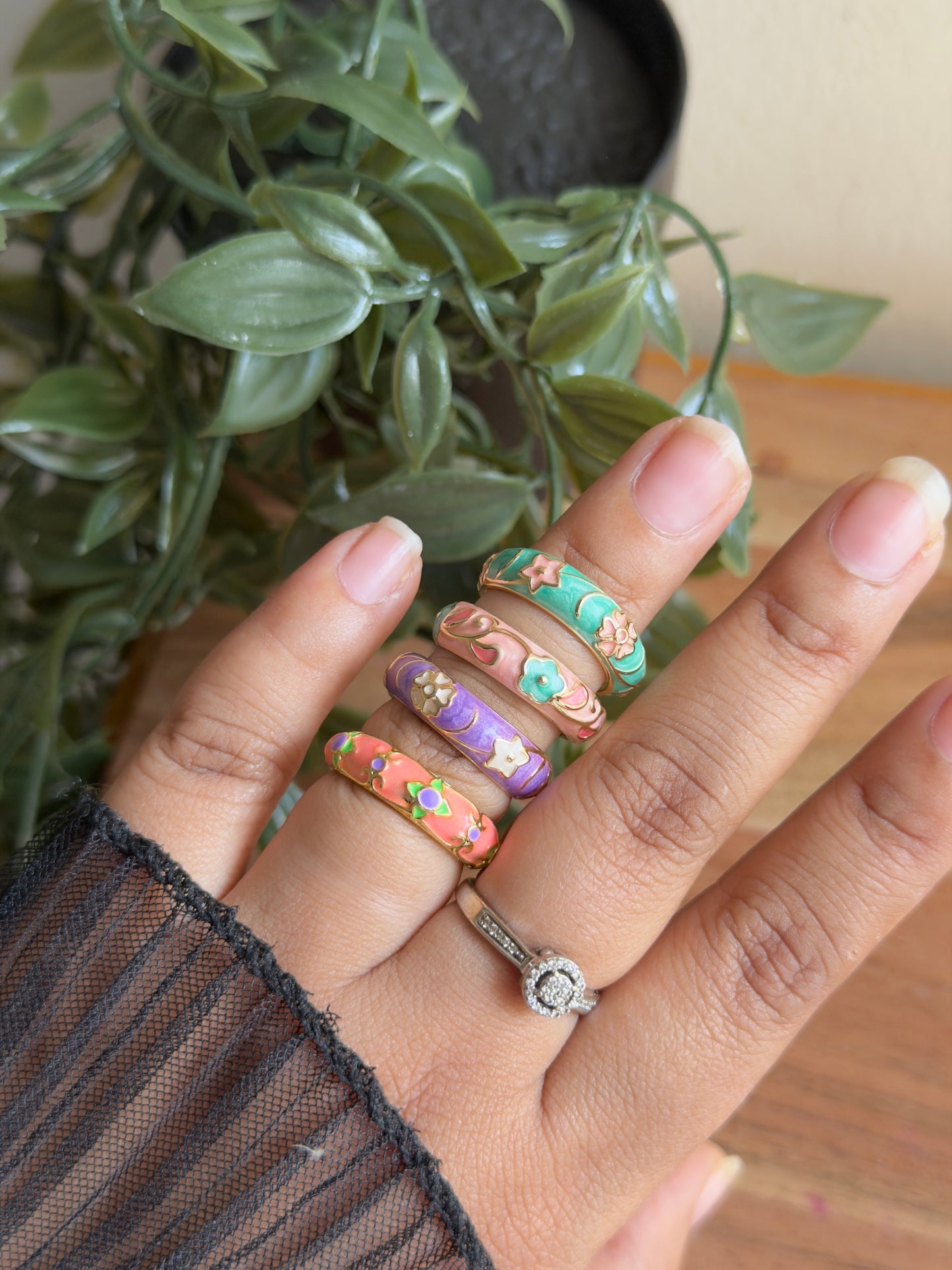 Floral Vintage Enamel Ring