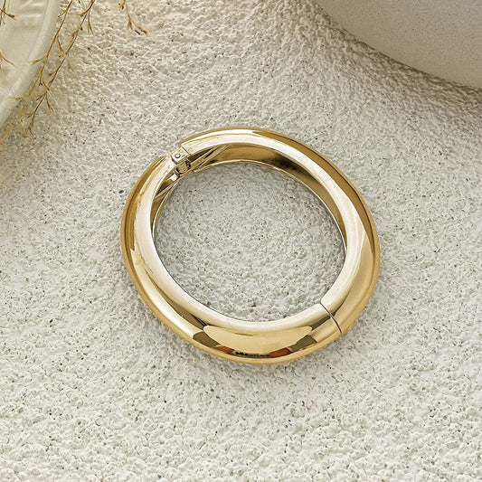 Gold Tunnel Bracelet