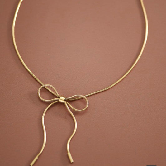 Gold Bow Necklace