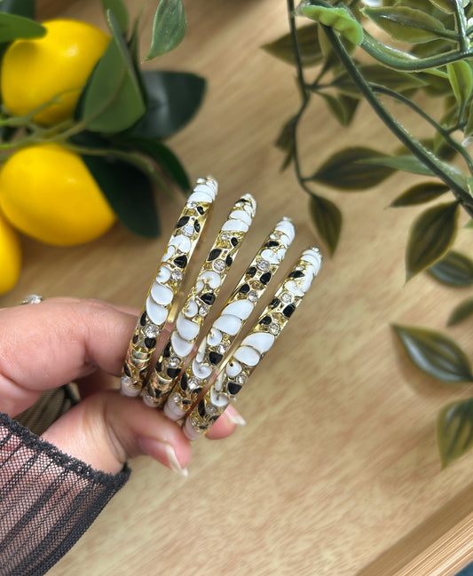 Black & White Vintage Bangle (each bangle)