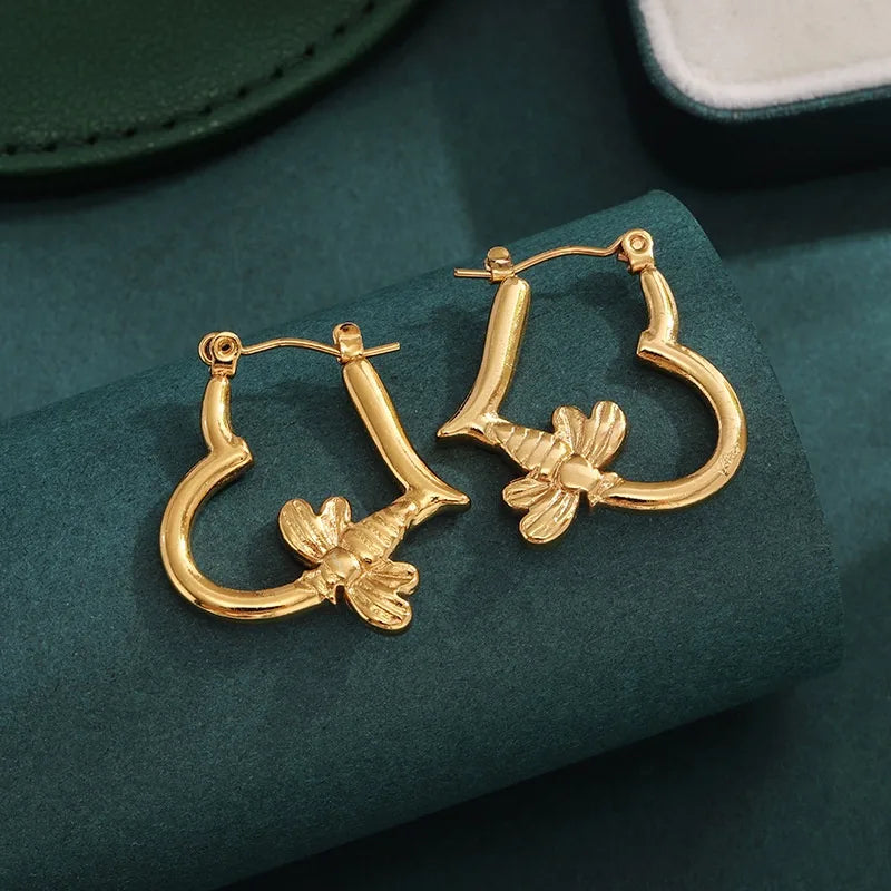 Heart bee hoop earring