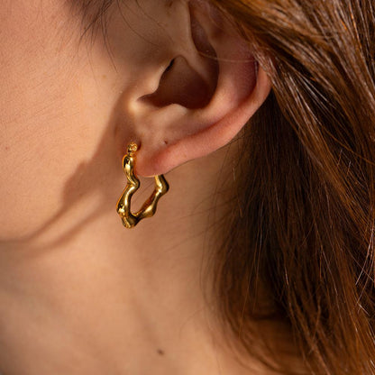Mansi - Colourful studded heart earrings