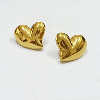 Lucky - Heart Studs