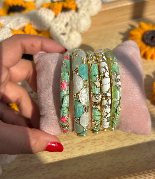 Gulbahaar Vintage Stack (Set of 5)