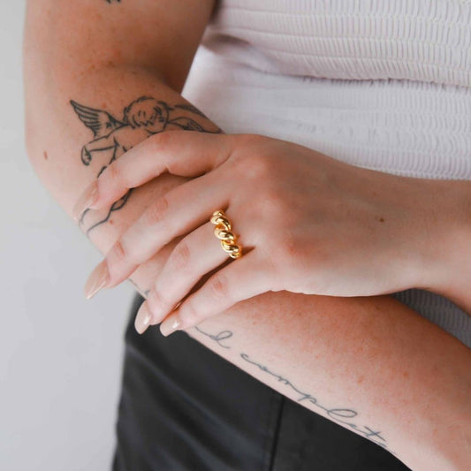 Buttergold Swirl Ring
