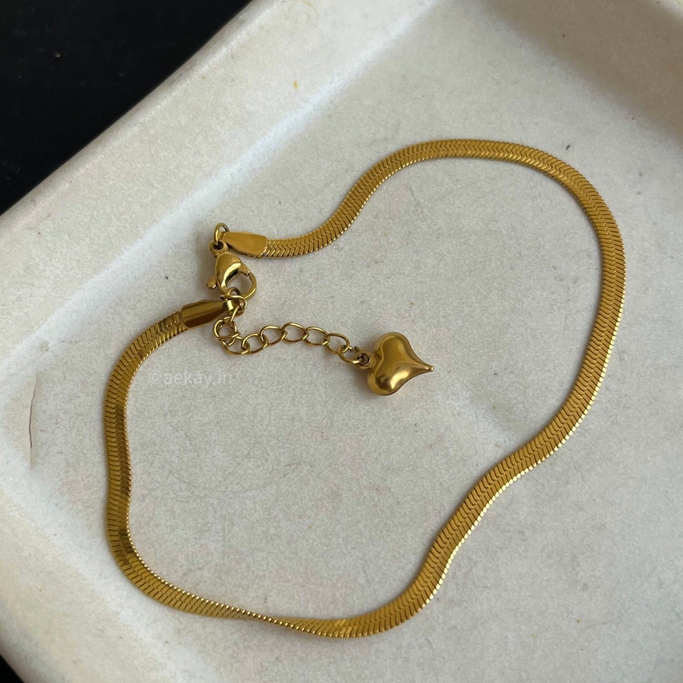 Bella Snake Chain Bracelet with heart
