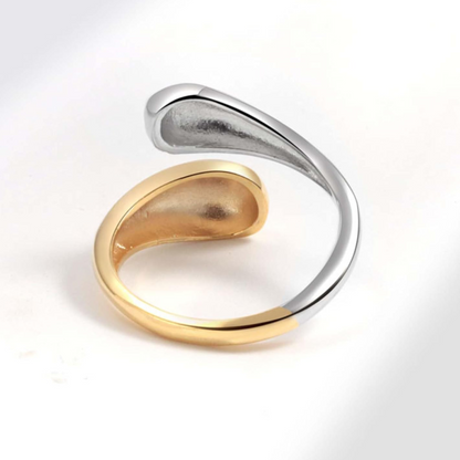 Twilight Twist Ring