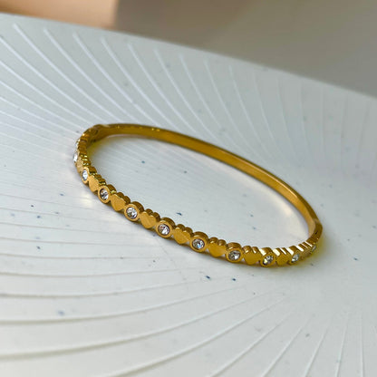 Amour Heart Bangle (Baby Size)