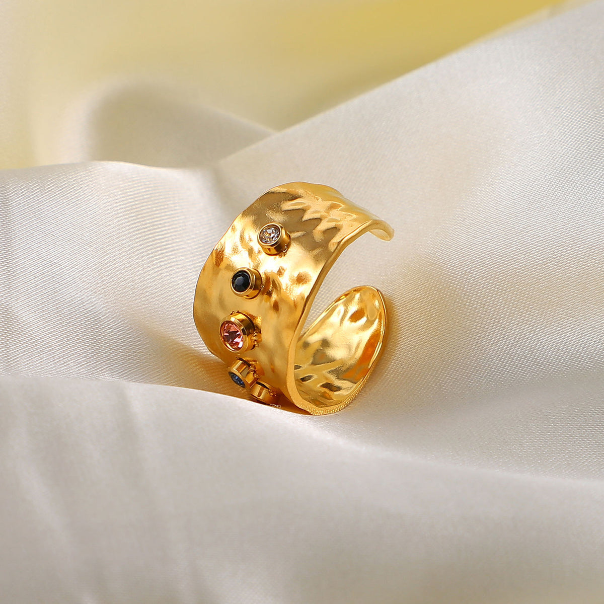 Nova Muse Ring