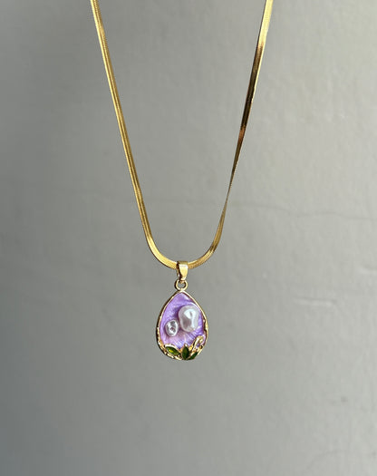 Lavender Lustre Necklace
