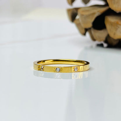 Tri-stone Band Ring
