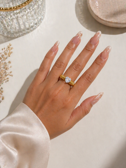 Zyra Heart Ring (Adjustable)