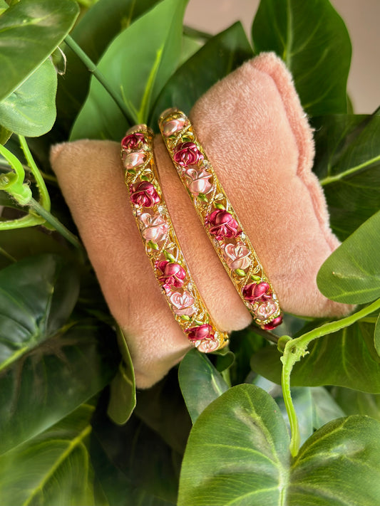 Iris Botanical Bangle (Pack of 1)