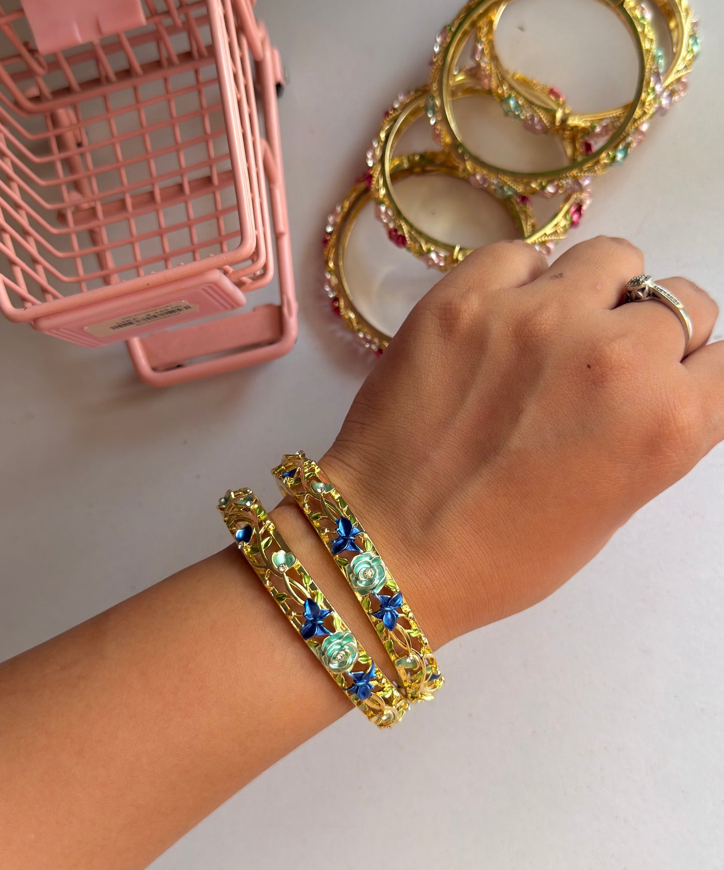 Shades of Blue Botanical Bangle (Pack of 1)