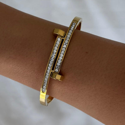 Luxe Nail Crystal Bangle (Baby Size)