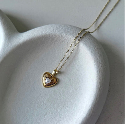 Pearl Heart Chain Necklace