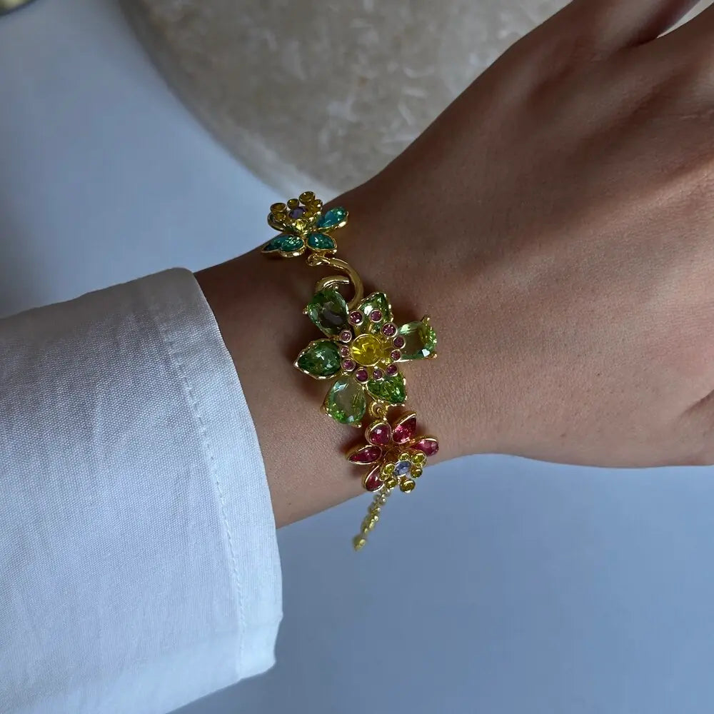 Oreliya Flower Bracelet