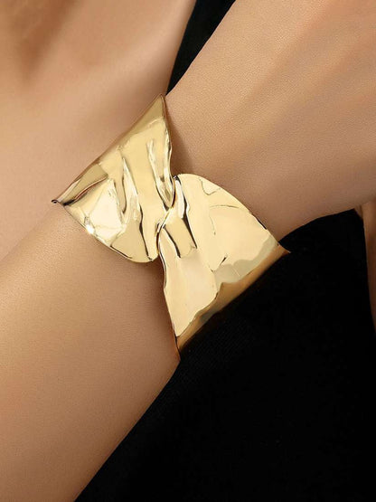 Priya - Twist Cuff Bracelet