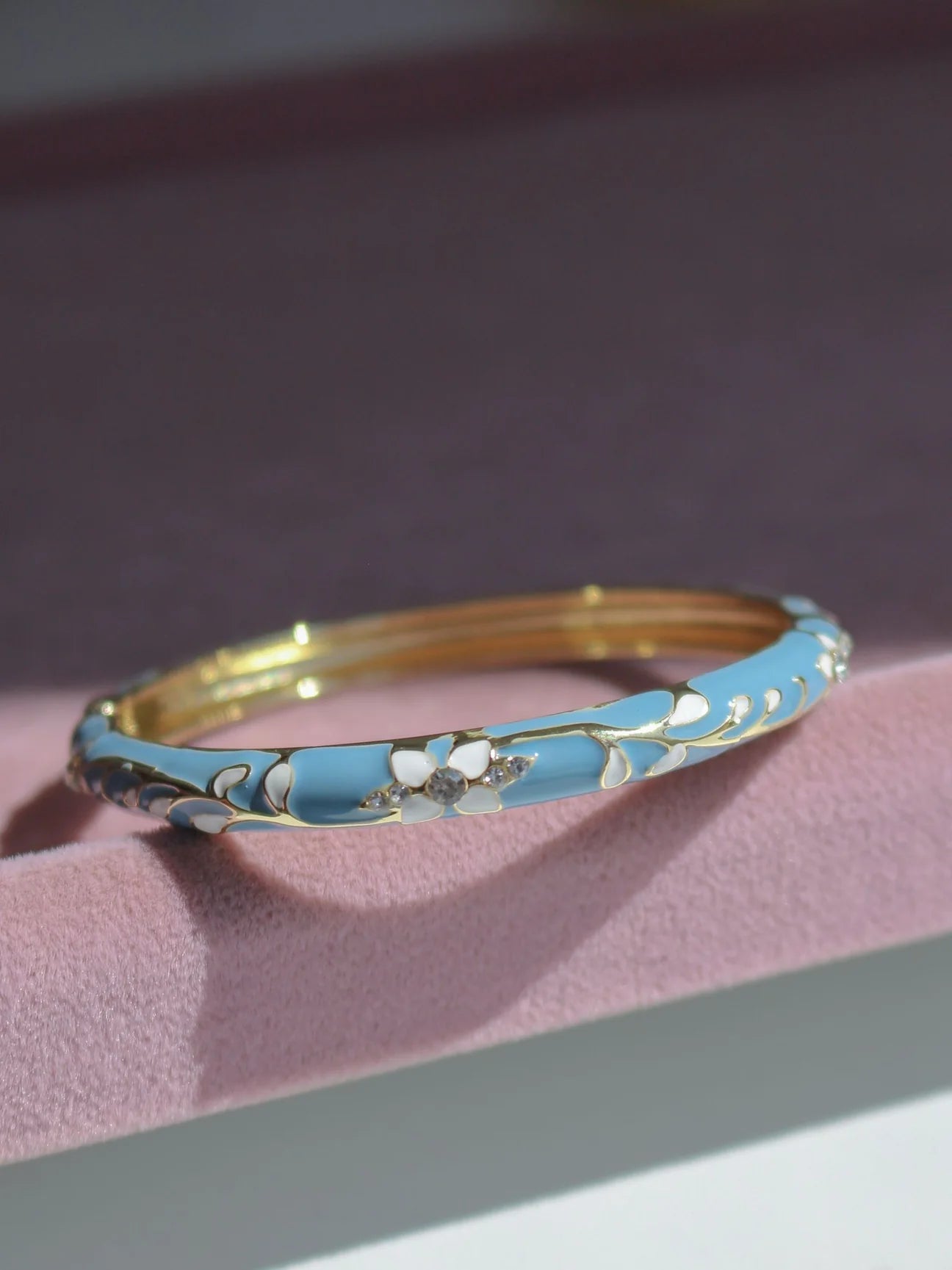 Powder Blue Vintage Bangle (Pack of 1)