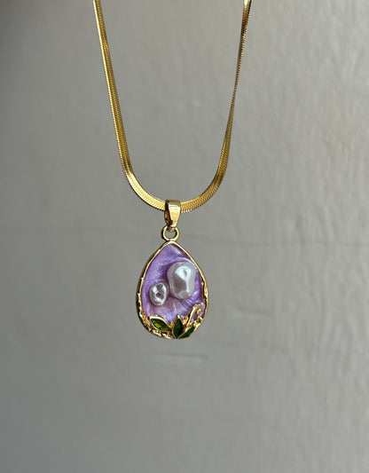 Lavender Lustre Necklace