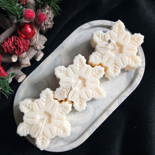 Snowflake Candle for Winter / Christmas