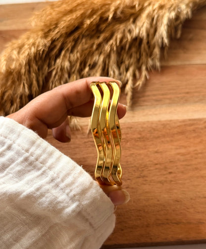 Golden Silhouette Bangle (Set of 3)