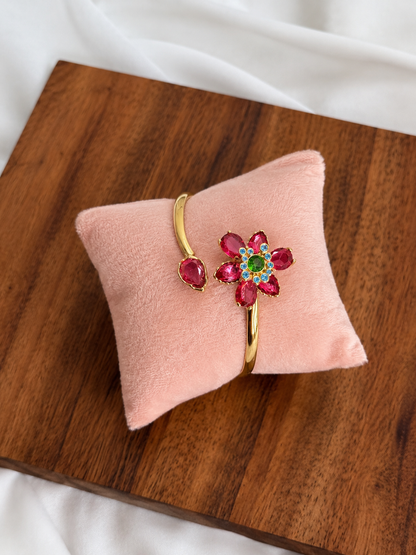 Avena Botanical handcuff