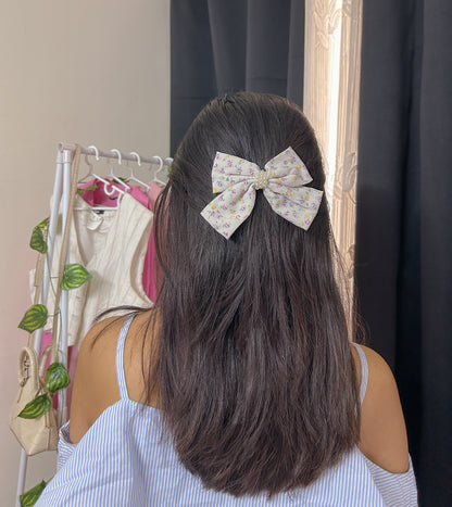 White Coquette Bow Clip
