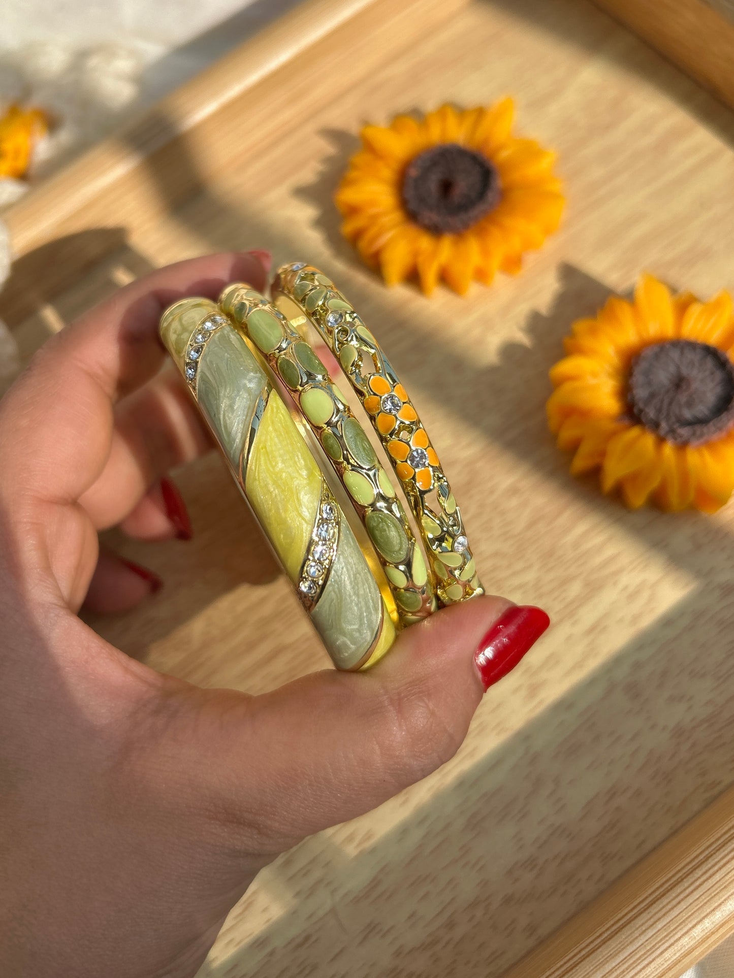 Golden Sunbloom Bangle Stack (Set of 3)