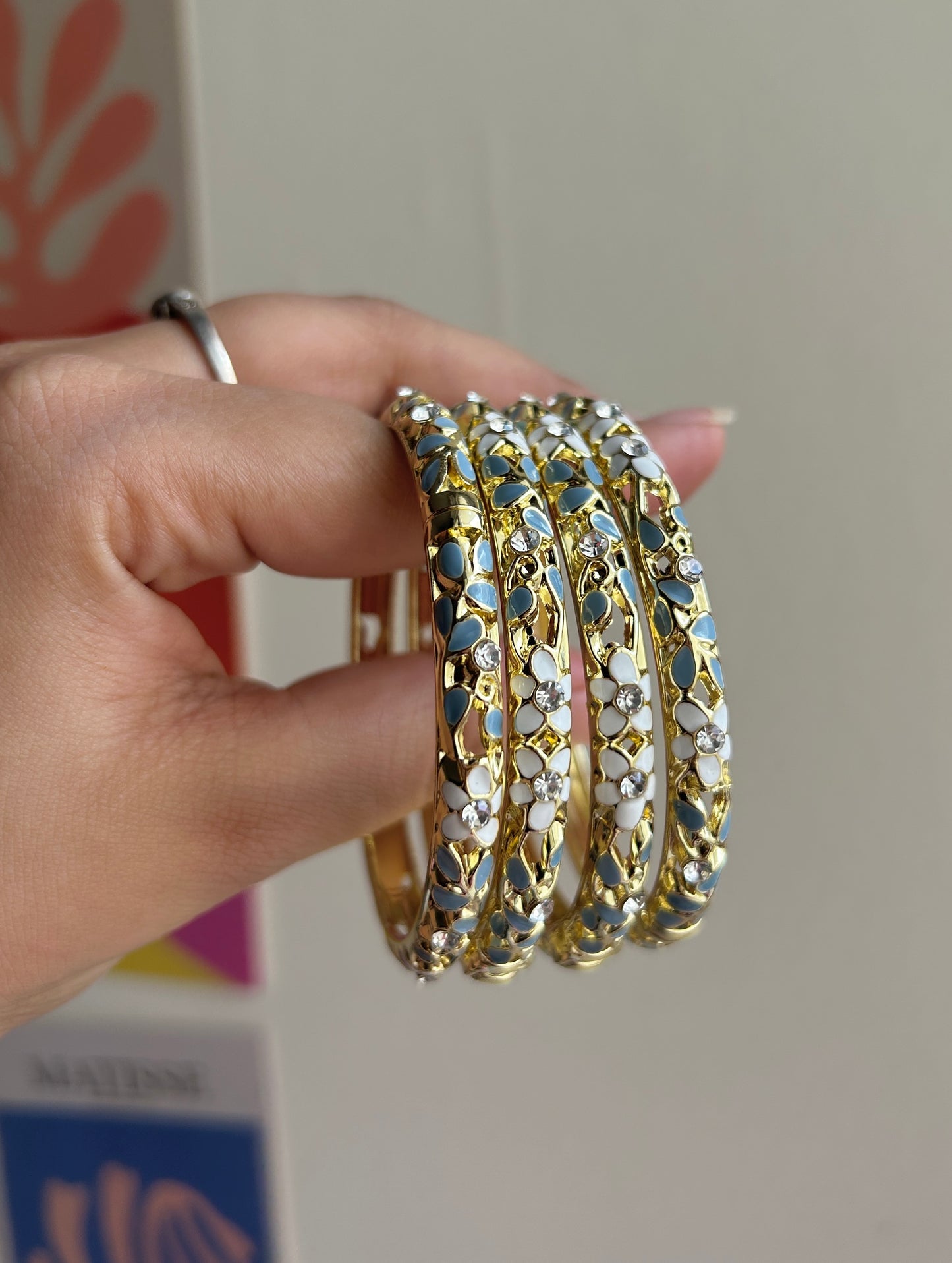 Blue Petal Dream Bangle (Pack of 1)
