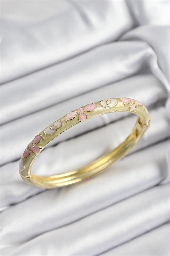 Pastel Green Floral Vintage Bangle (Pack of 1)