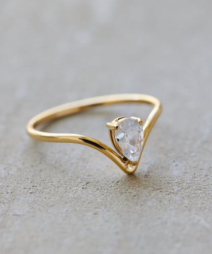 Diamanté Ring
