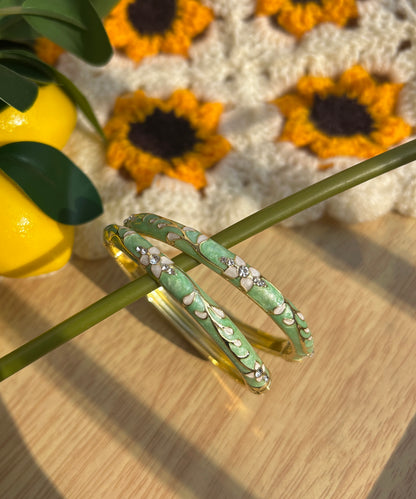 Mint Green Vintage Bangle (each bangle)