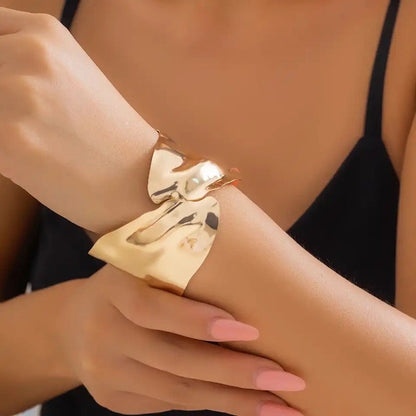 Priya - Twist Cuff Bracelet