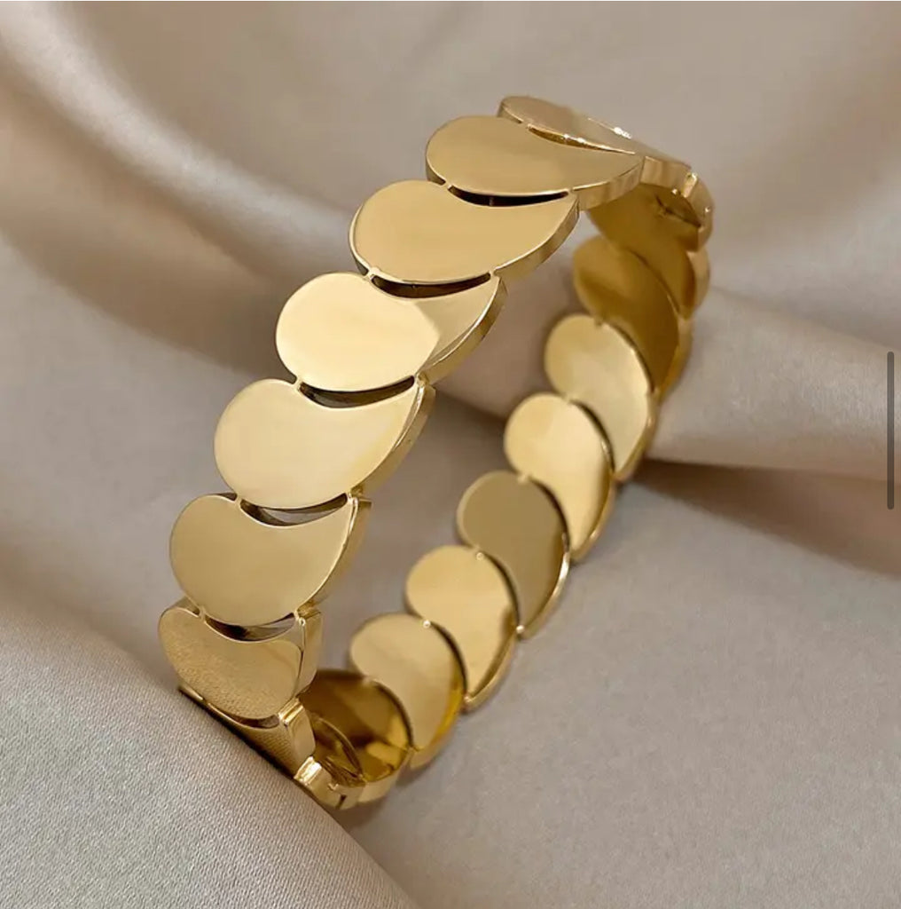 Tear Drop Bangles