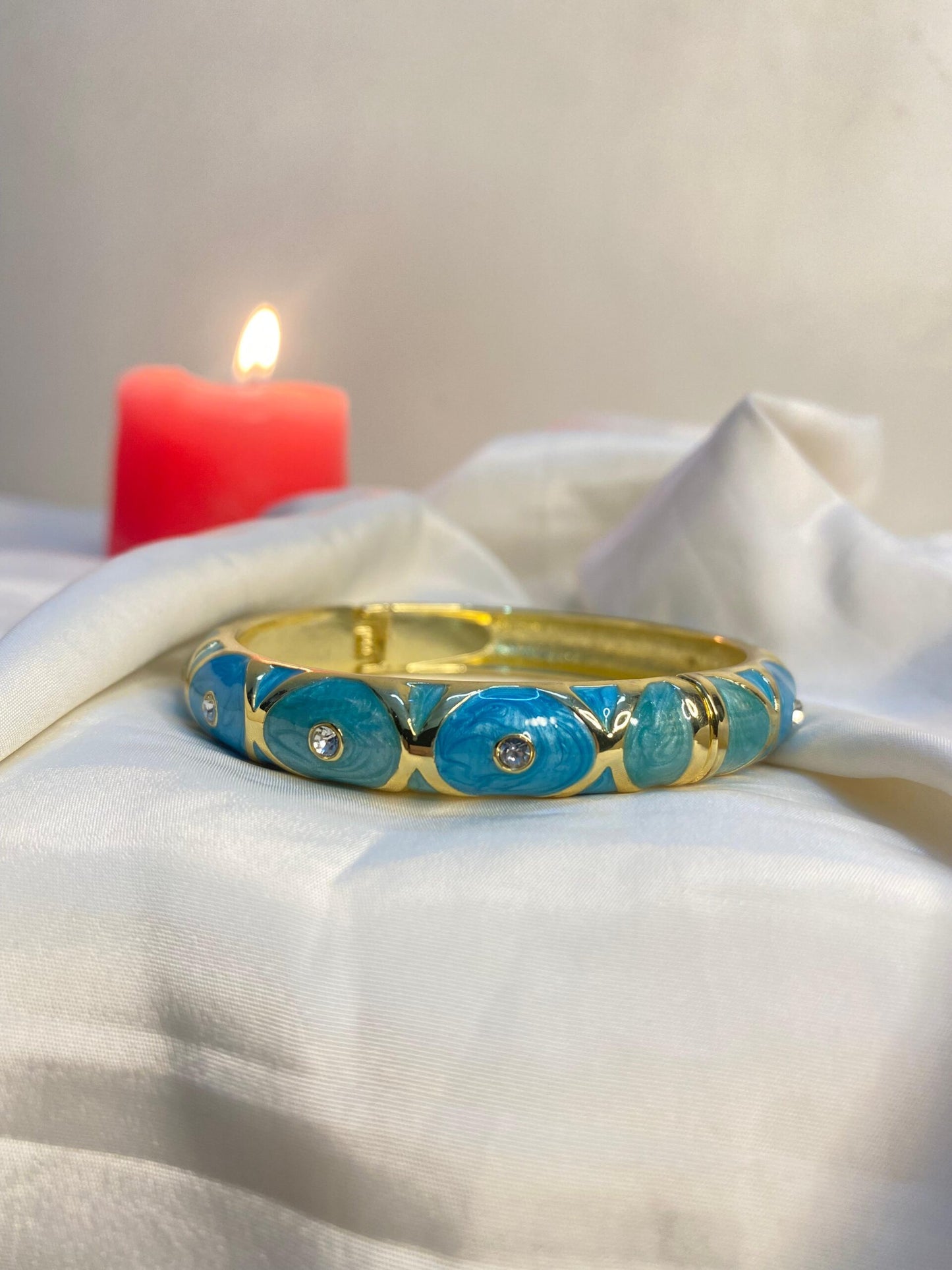 Blue Broad Vintage Bangle (Pack of 1)