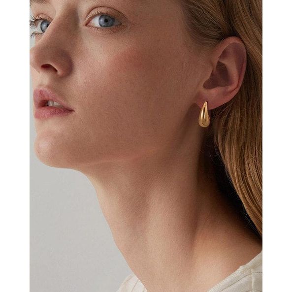 Tear Drop Earrings Gold Plated