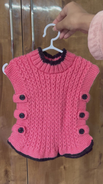 Sleeveless Pink Tunic side pattern lock